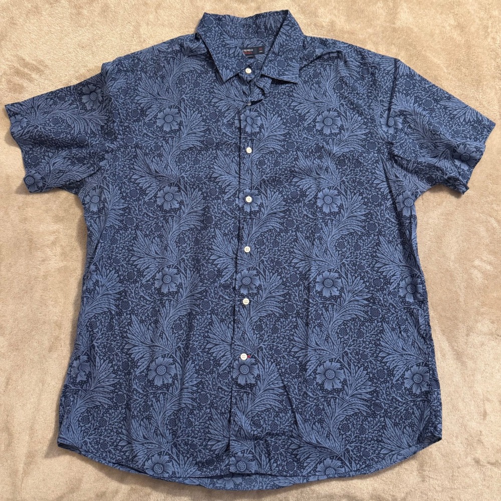 Cremieux Collection Mens XL Blue Floral Damask Short Sleeve Button Down Shirt